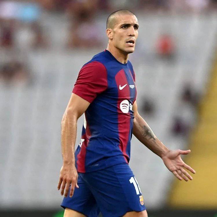 🚨| 𝐁𝐑𝐄𝐀𝐊𝐈𝐍𝐆: Girona announce the end of Oriol Romeu's loan spell, he won't stay there. He's a Barça player again for now. #fcblive