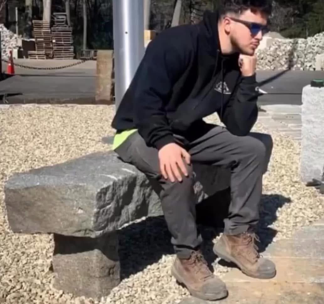 OLDENEGRANITE's tweet image. Who doesn't love a good old rustic bench? When you add a little granite to your hardscape this year make sure to add a little bench so that you can sit and admire your work. #oldenewenglandgranite #reclaimedgranite #antiquegranite #granitebench #bench #granite #hardscape