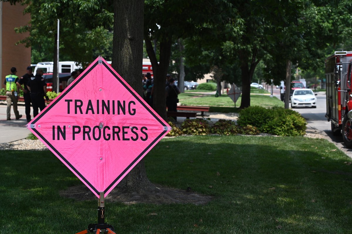 RCPD along with other local emergency response agencies will be conducting training this week, May 27-29, 2025, in the 3300 block of Robinson Dr. 

Signs will be posted to remind the surrounding community that there is no danger to the public. Thank you for your cooperation!