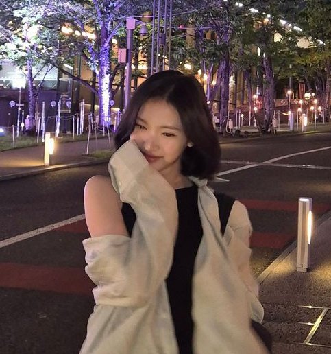 vouscailure's tweet photo. Hi, warga bxg!  

Boleh minta tolong bantu buat pilih nama (shipname) untuk kapal ᴊᴜɴɢᴡᴏɴ ᴇɴʜʏᴘᴇɴ &amp; ᴊɪᴡᴏᴏ ʜ𝟸ʜ ya, untuk vote dan kandidatnya ada di bawah!  

Rt &amp; like are appreciated supaya yang lain bisa ikut voting juga, thank you ❤ https://t.co/jvnfUzFrK7