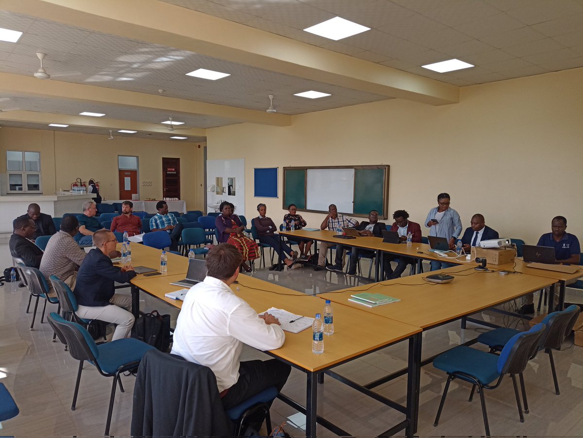 Tanja Hendriks (@tanjadhendriks) on Twitter photo The <a href="/JSAS_Editors/">Journal of Southern African Studies</a> SI launch on #BeyondFailure: exploring the heart of the #Malawi state has started! <a href="/unima_official/">University of Malawi (UNIMA)</a> <a href="/UNIMA_CSR/">Centre for Social Research (CSR), UNIMA</a> The <a href="/JSAS_Editors/">Journal of Southern African Studies</a> SI launch on #BeyondFailure: exploring the heart of the #Malawi state has started! <a href="/unima_official/">University of Malawi (UNIMA)</a> <a href="/UNIMA_CSR/">Centre for Social Research (CSR), UNIMA</a>