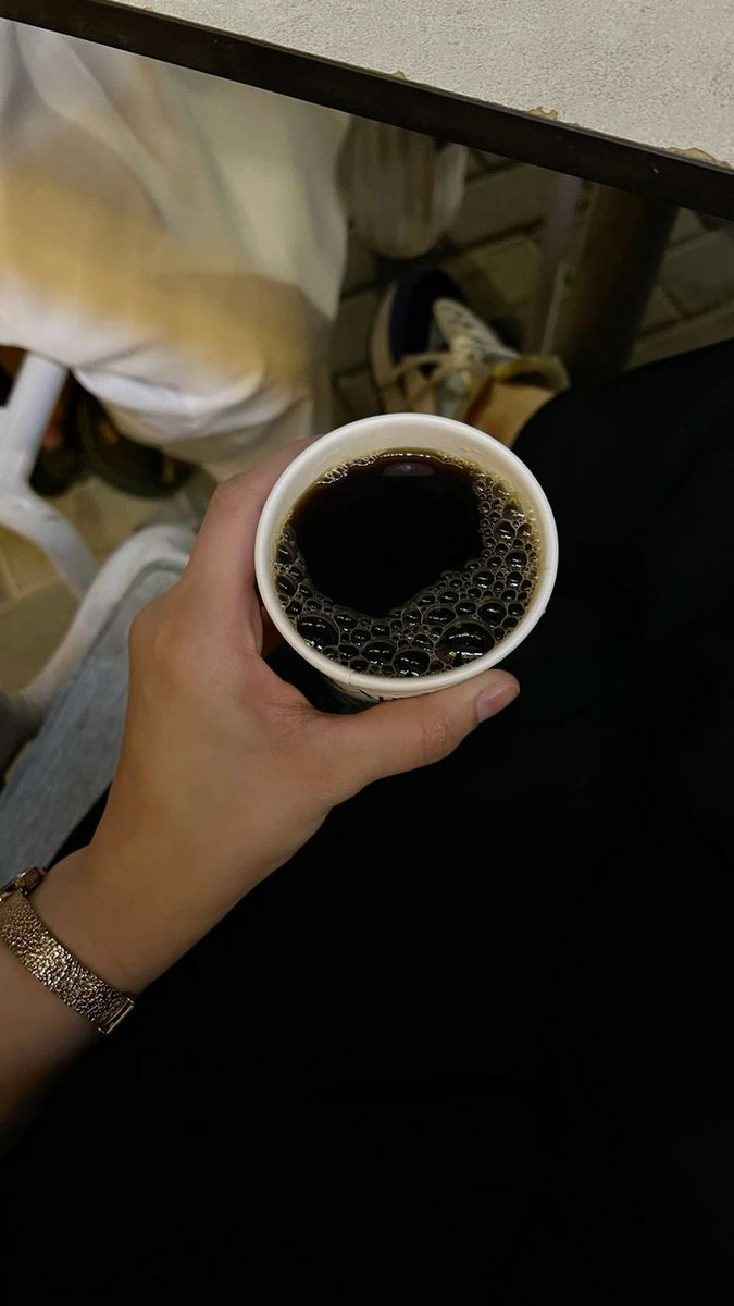 ياحظ من تقهوى قبال وجهك الزاهي