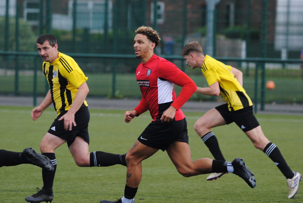 League Game 6️⃣ vs Irlam Catholic 

Three points secured &amp; a clean sheet to match! 👏🏼 

Club Sponsors; 
Arlec Property Services Ltd
SRD Roofing Limited
Prestige driveways and landscaping Ltd
Phoenix Flooring Manchester