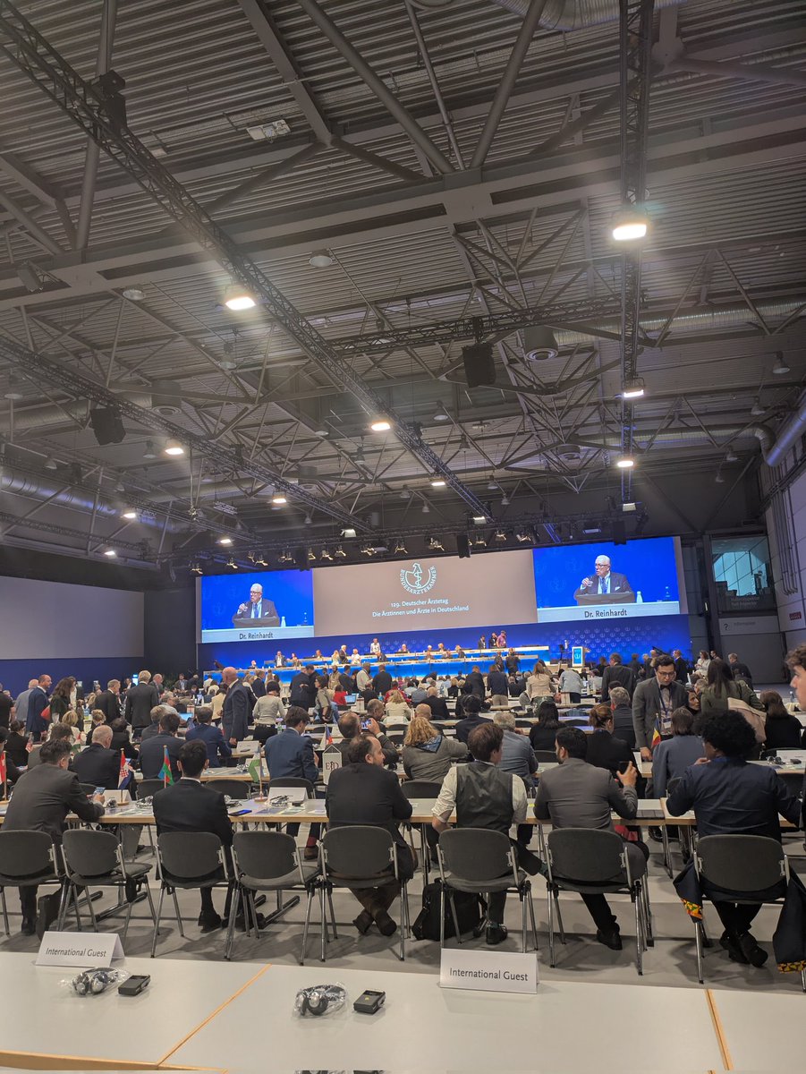 PA_Gesundheit (@pa_gesundheit) on Twitter photo Nach der Auftaktveranstaltung geht es jetzt an die konkrete Arbeit in der <a href="/leipzigermesse/">Leipziger Messe</a>. #Ärztetag Nach der Auftaktveranstaltung geht es jetzt an die konkrete Arbeit in der <a href="/leipzigermesse/">Leipziger Messe</a>. #Ärztetag