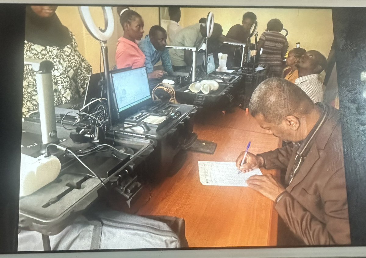 Today,I took part in the launch of the nationwide mass registration &amp; renewal by <a href="/NIRA_Ug/">NIRA</a> at the Kampala Central Div offices. I urge all Ugandans to embrace &amp; take part in this exercise.
#NIDMassEnrollment #NIDMassRenewalUg 
#YouHaveANameDoYouHaveANIN