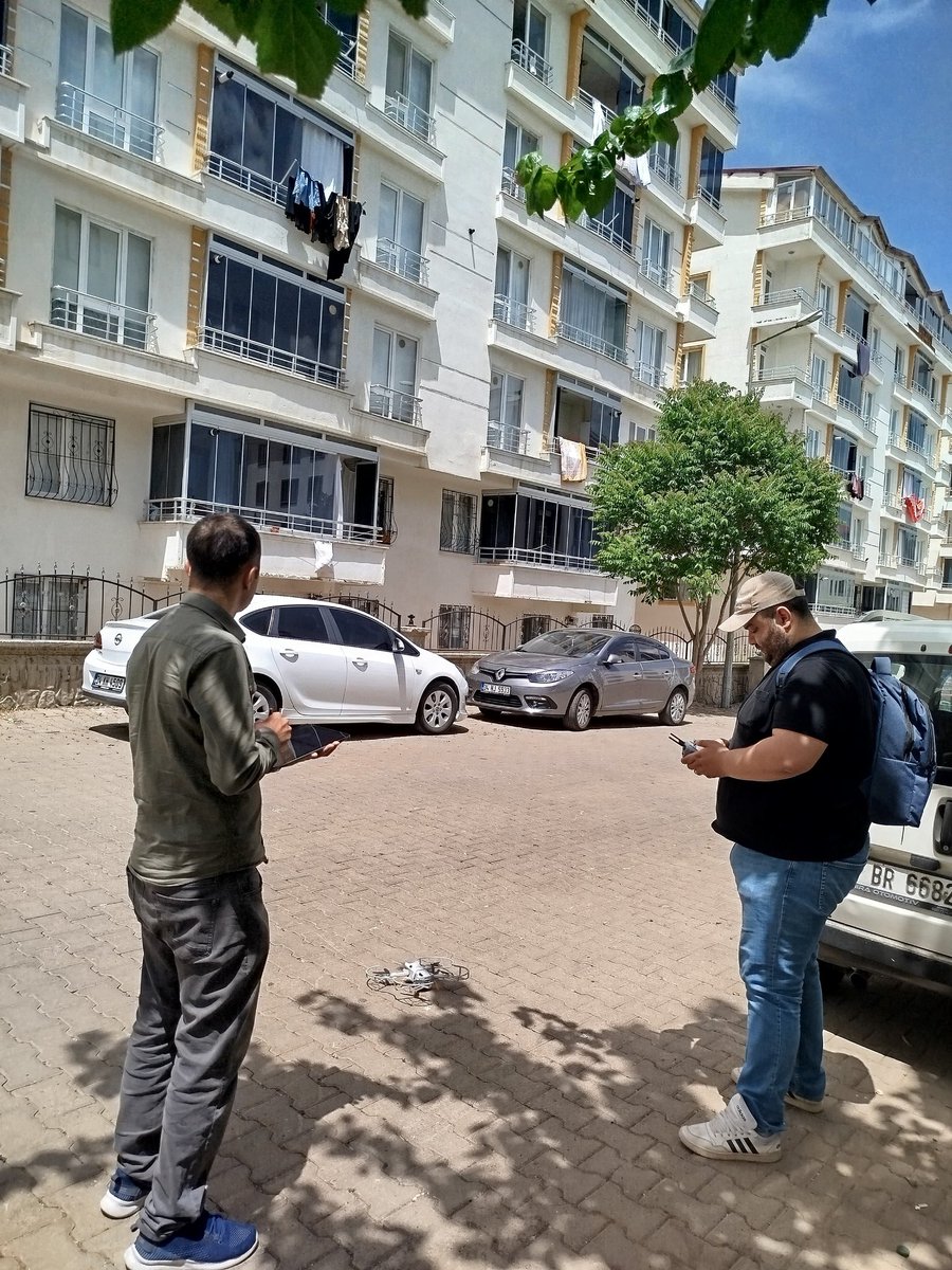 224M607 numaralı "Yapısal Deprem
Riskinin Belirlenmesinde Yapay Zekâ Destekli Dron Görüntüleri Ile Mevcut Yapı Stokunun Değerlendirilmesi" başlıklı TÜBİTAK projemizde saha çalışmalarına yüksek lisans öğrencim Mücahit Furkan Ay ile başladık. <a href="/bingoledu2007/">Bingöl Üniversitesi</a> <a href="/ercelik2000/">Prof. Dr.Erdal Çelik</a>