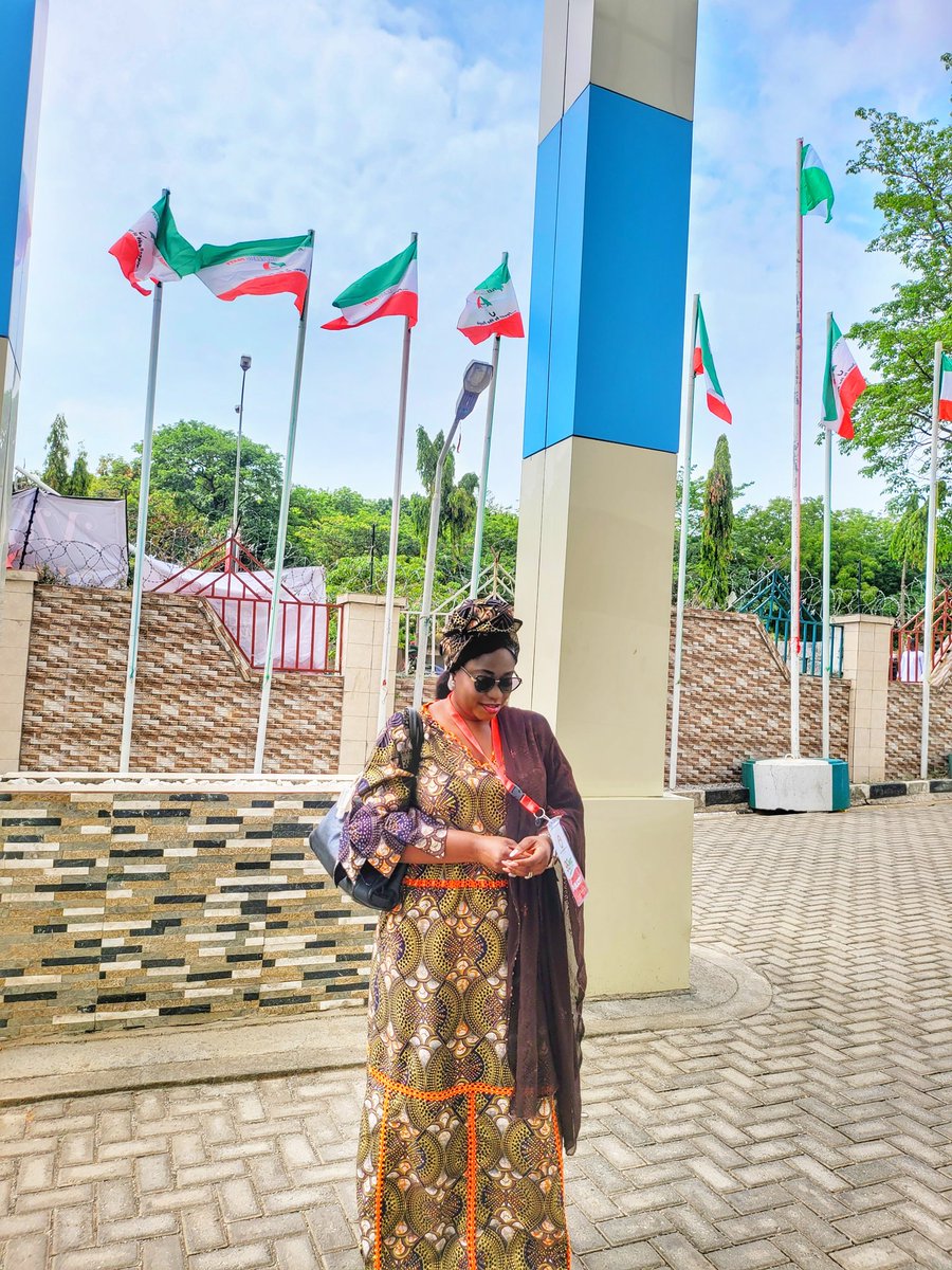 PrettieAdiela's tweet photo. #DutyCall
Live At The 99th National Executive Committee (NEC) Meeting of the @OfficialPDPNig
Accredited ✅
Tagged ✅
Checked-In ✅
🔭Security Sweep Done ✅ https://t.co/8Jj5ORW9ua