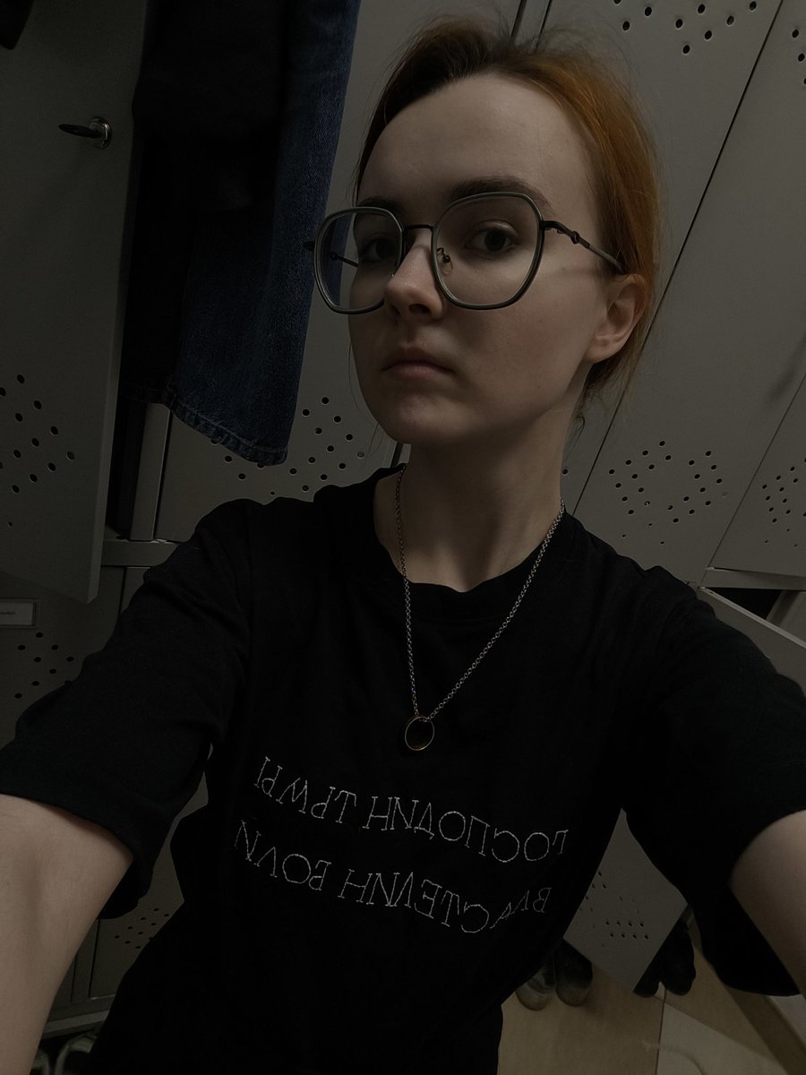 2021/2025

Из нещястной собачьки в нещястную собачку поболбше