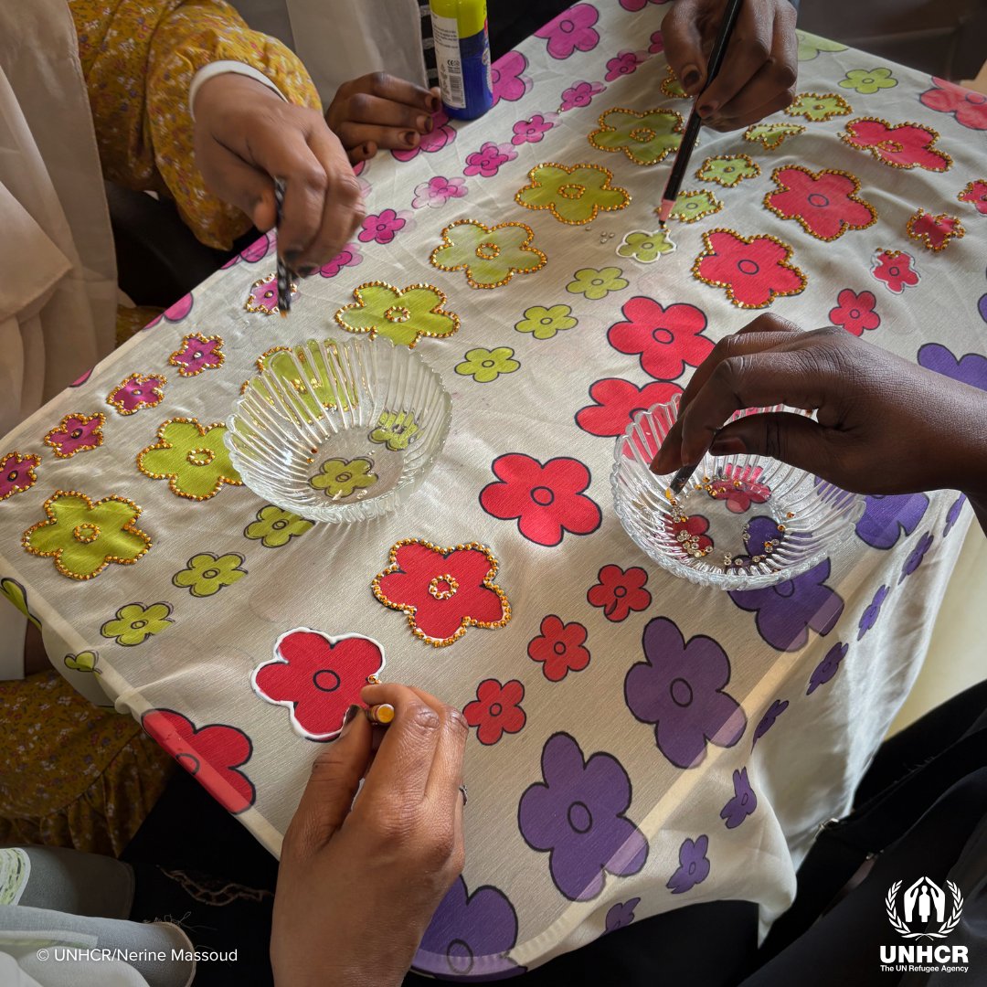 UNHCR Government Partners (@unhcrgov) on Twitter photo Refugee-led organizations are the lifeline of their communities — offering essential services, supporting survivors of gender-based violence, creating paths to self-reliance.
With 🇨🇭<a href="/SwissDevCoop/">Swiss Development and Cooperation</a>'s support, <a href="/UNHCREgypt/">UNHCR Egypt</a> & partners continue their work even amid funding challenges. Refugee-led organizations are the lifeline of their communities — offering essential services, supporting survivors of gender-based violence, creating paths to self-reliance.
With 🇨🇭<a href="/SwissDevCoop/">Swiss Development and Cooperation</a>'s support, <a href="/UNHCREgypt/">UNHCR Egypt</a> & partners continue their work even amid funding challenges.