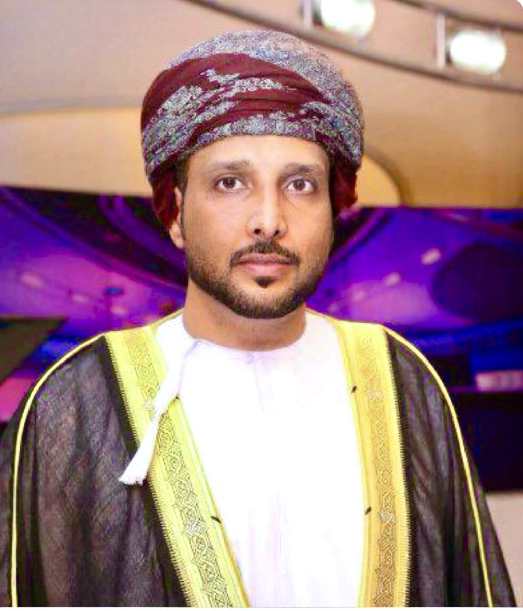 نبارك للزميل العزيزالأستاذ سعيدتمان العمري تعينه مدير عام التلفزيون بوزارةالإعلام ويستاهل فهوشخص يجمع بين القدرات الفنية والإدارية عرفناه مخرجا مبدعا ومديرا لقناة عمان الرياضية لأكثر من عشر سنوات ويشهد له الكل بالطيب والود والإحترام وفقك الله أبا تميم وألف مبروك #اليوم_الثلاثاء