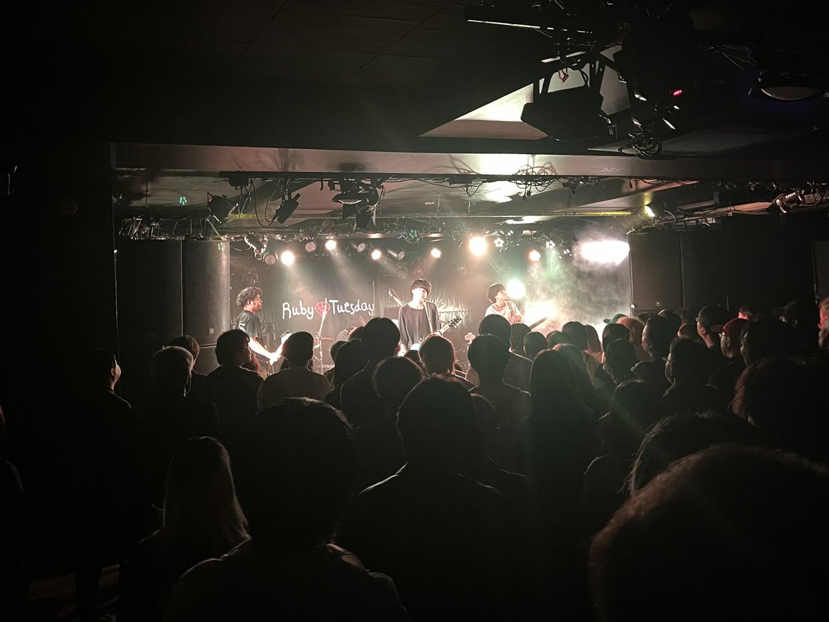 RubyTuesday_HOT's tweet image. 【Cloudy】
疾走感ハンパないライブ!
怖いけどどこか優しくてカッコいい!
最高の締めくくり!
ありがとうございました!