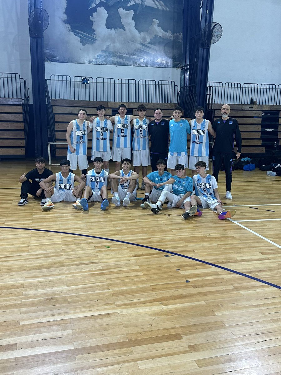 Resultados de la fecha ante Independiente 🏀💪🏼

🔜 Próximos partidos el sábado 31/05 ante Wilde en condición de visitante 

#vamosracing💙