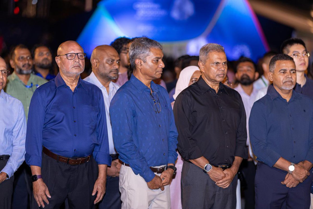 HIGHLIGHT: President Dr. Muizzu opens Maldives Expo 2025 at Central Park 🇲🇻 Showcasing innovation, creativity &amp; enterprise across 5 districts.
#CreativeMaldives #MaldivesExpo2025 #MvExpo25 #DhiveheenahIskan