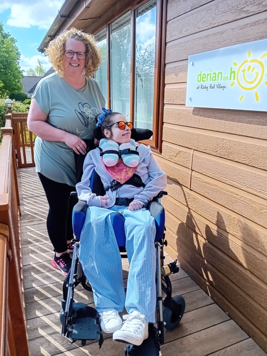 We're all goin' on a summer holiday 🎶
We've got lodges at Ribby Hall, and South Lakeland too 🤩
Fun and laughter on our summer holiday ☀️
No more worries for me or you 💚