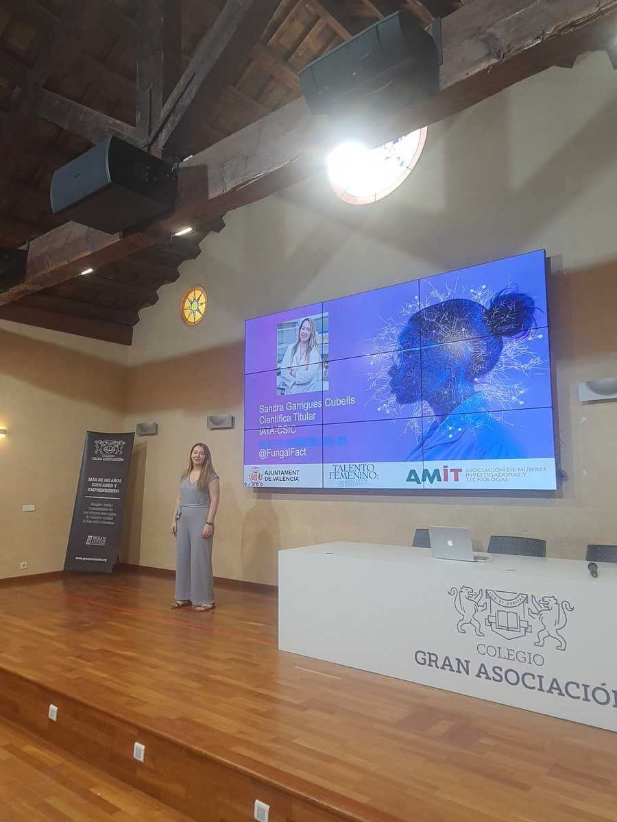 Hoy he visitado el colegio #GranAsociación en representación de #AMIT para visibilizar el papel de la mujer en #STEM y compartir la investigación que hacemos en el grupo <a href="/FungalFact/">FungalFact</a> <a href="/iata_csic/">IATA CSIC</a>. Motivamos a las nuevas generaciones a explorar carreras científicas y tecnológicas👩‍🔬👩‍💻