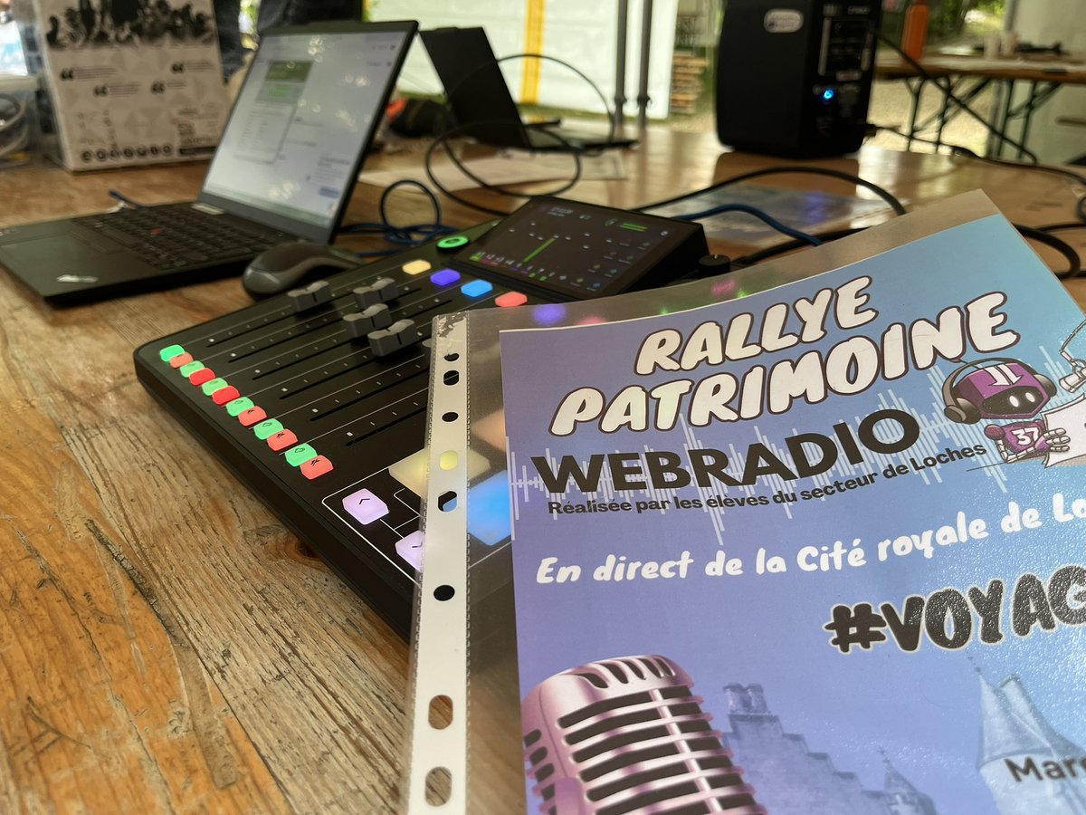 Numerique37's tweet image. En direct de la cité royale de #Loches, écoutez les élèves au micro de la #webradio académique d’Orleans-Tours
Thème de l’année « Voyages, voyage »
👉 webradio.tice.ac-orleans-tours.fr/eva/
@IENASH37 @Drane_ot @dsden37