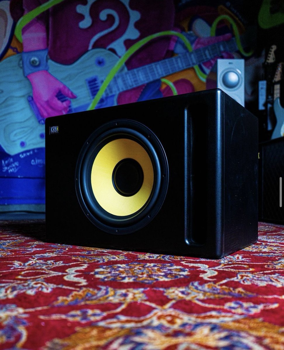 KRK_Music_'s tweet image. Don’t just hear your music, feel it with a #Subwoofer from #KRK! You can shop our #StudioSubwoofers at ow.ly/mR3F50VMXG0.  #KRKSubwoofers #KRKMusic 📸 - @ eusicamx on IG