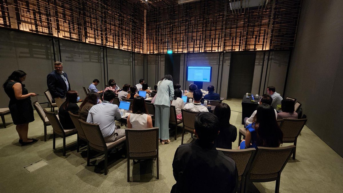 QuantiosGlobal's tweet photo. Thank you, Singapore 🇸🇬

It was a pleasure to connect in person and continue to share the Quantios story in the region and the forum to bring to life Quantios Core to such a great group of delegates. 

Until next time! https://t.co/6r5WzMfnIJ