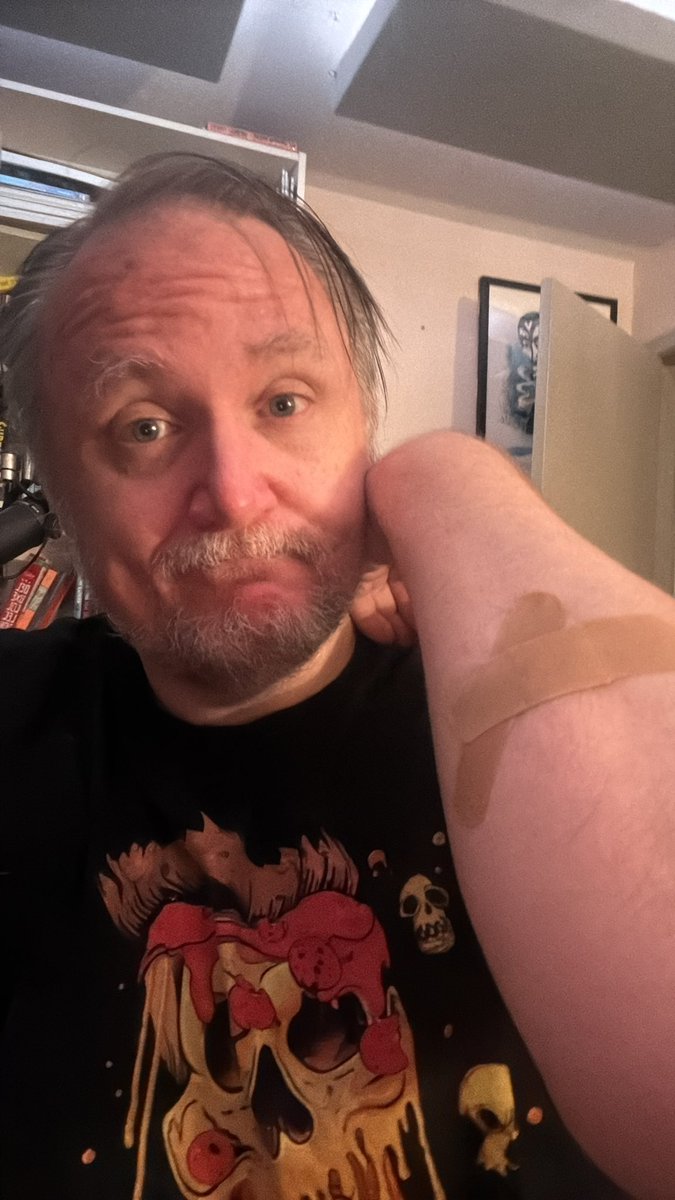 Nothing like starting the day by impaling your arm on multiple pencil tips. That orange broken one in the back... screw you, orange pencil. That hurt. Heh. Welcome to day 1 of being back to freelance life.