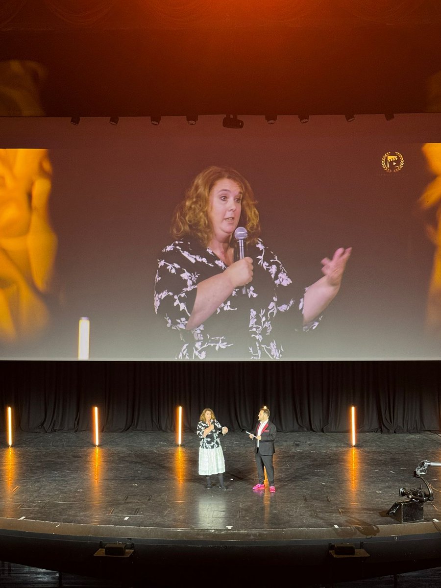 ParcoursMétiers.tv (@parcours_metier) on Twitter photo 🏆 Félicitations aux lauréats de #JeFilmeLeMétierQuiMePlaît – catégorie transport & logistique !
🥇 CLAP D’OR DQSC - A short movie - EM Normandie Business School
👏 Merci à <a href="/AFT_TL/">AFT TRANSPORT & LOGISTIQUE</a> pour son soutien aux jeunes talents du secteur ! 🏆 Félicitations aux lauréats de #JeFilmeLeMétierQuiMePlaît – catégorie transport & logistique !
🥇 CLAP D’OR DQSC - A short movie - EM Normandie Business School
👏 Merci à <a href="/AFT_TL/">AFT TRANSPORT & LOGISTIQUE</a> pour son soutien aux jeunes talents du secteur !