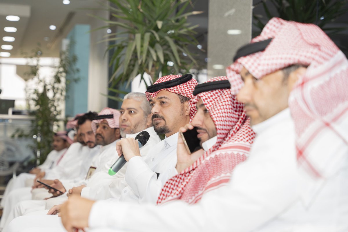 amanataljouf's tweet photo. بالتـعـاون مع مركز توازن للعـلاج الطبيعي نظمت
#أمانة_منطقة_الجوف ورشة توعوية نوهت فيها
عن “أهمية العـلاج الطبيـعي ودوره فـي تـحسـين
جودة الحياة”، تعزيزاً لجودة الوعي الصحي . https://t.co/o2GVp6iHRU