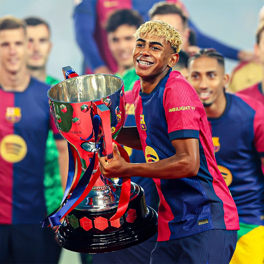 Mbappe                                Lamine Yamal 
100M€ de prima               De la casa  0€
90M€ Anuales                  78M€~ hasta 2031
“Fichó por gloria”             “Os va a arruinar”