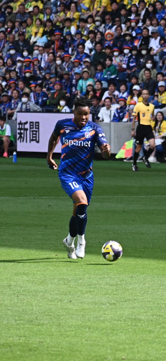 ko_viv's tweet image. しなやかな重戦車 
#マテウス・ジェズス
#MATHEUSJESUS

#vvaren #vvaren2025 #Jリーグ #長崎千葉