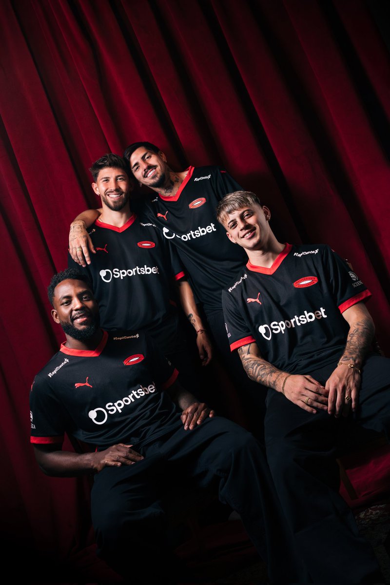 Independiente's tweet photo. Finos y elegantes.

Away II PUMA x CAI ya disponible en @store_cai, PUMA Stores y https://t.co/Myre1uEp9d.

#TodoRojo 🔴 https://t.co/BVNMLCjCxc