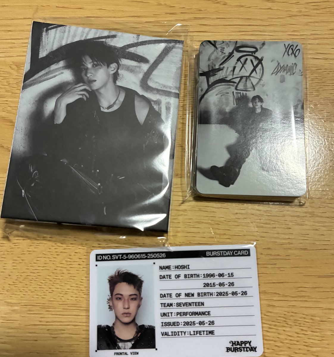 SEVENTEEN HAPPY BURSTDAY 5TH ALBUM 交換

求 ディノ 

譲 画像のもの