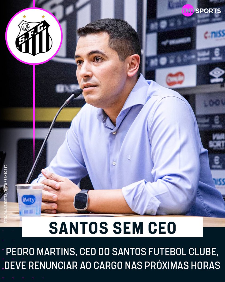 TNTSportsBR's tweet photo. RENÚNCIA NO SANTOS! 🚨🚨Pedro Martins, CEO do Santos, deve deixar o clube nas próximas horas. A decisão foi motivada pelo não atendimento das mudanças que ele havia solicitado no departamento de futebol. As informações foram confirmadas pelo nosso @DonRicardinho https://t.co/sX5GuOBnf3