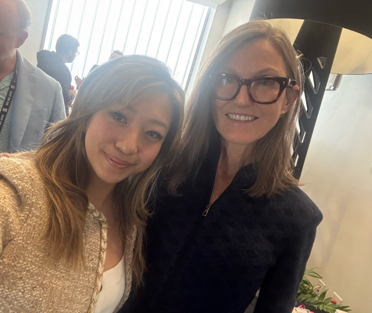 Bullish "CathieDWood"