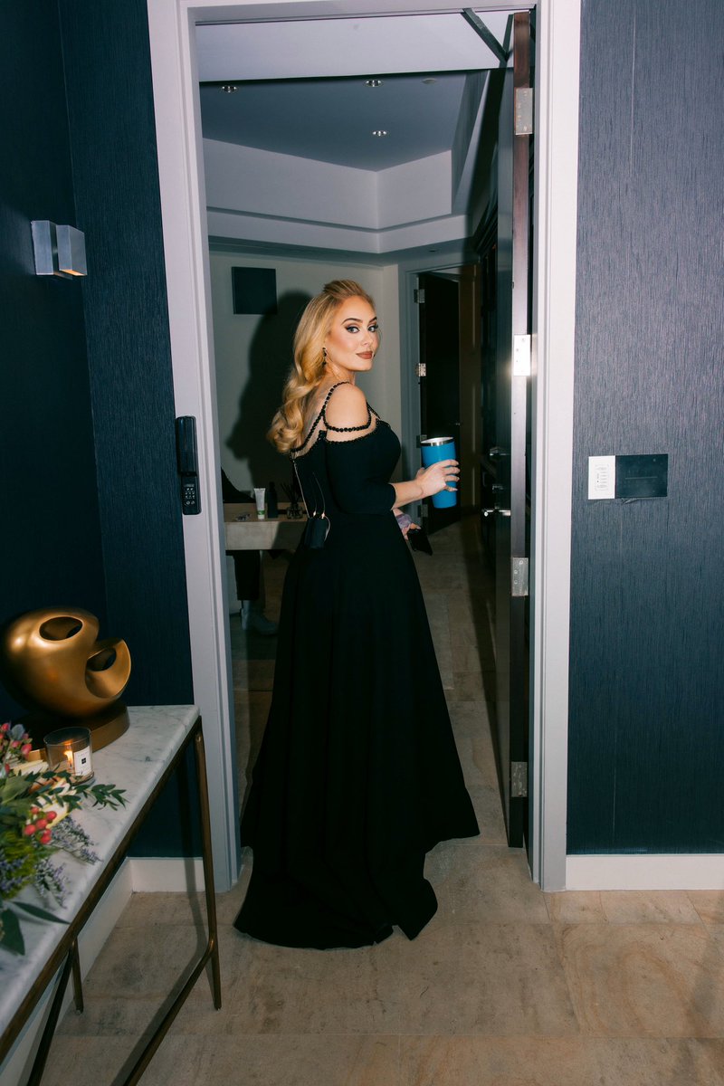 👑 ✨️✨️