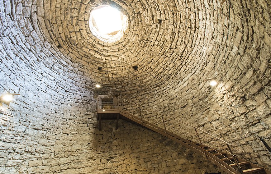 Cultura Tàrrega (@culturatarrega) on Twitter photo 🕳️ VISITA AL REFUGI ANTIAERI DEL POU DEL GEL
📅 Dissabte 31 de maig · ⏰ 12 h i 18 h
📍 Pou del Gel de Tàrrega (c. del Pou de Gel)
🎟️ Entrada lliure (aforament limitat)
Descobreix un espai històric de la Guerra Civil!
<a href="/ajtarrega/">Ajuntament de Tàrrega</a> <a href="/MuseuTarrega/">Museu Tàrrega</a> 🕳️ VISITA AL REFUGI ANTIAERI DEL POU DEL GEL
📅 Dissabte 31 de maig · ⏰ 12 h i 18 h
📍 Pou del Gel de Tàrrega (c. del Pou de Gel)
🎟️ Entrada lliure (aforament limitat)
Descobreix un espai històric de la Guerra Civil!
<a href="/ajtarrega/">Ajuntament de Tàrrega</a> <a href="/MuseuTarrega/">Museu Tàrrega</a>