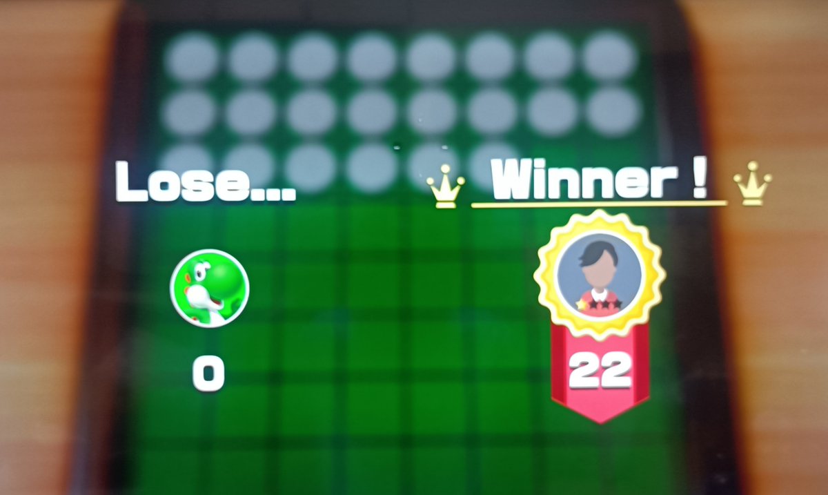 私のオセロの始まりはこのまぶしいほどの負けっぷりからでしたorz #オセロ