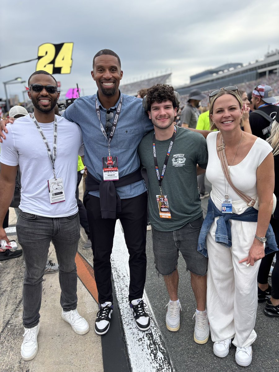 Zac Moretz (@zmoretz) on Twitter photo <a href="/ShannonSpake/">Shannon Spake</a> <a href="/hornets/">Charlotte Hornets</a> Thanks for taking the time for this great pic with my son at the race on Sunday! <a href="/ShannonSpake/">Shannon Spake</a> <a href="/hornets/">Charlotte Hornets</a> Thanks for taking the time for this great pic with my son at the race on Sunday!