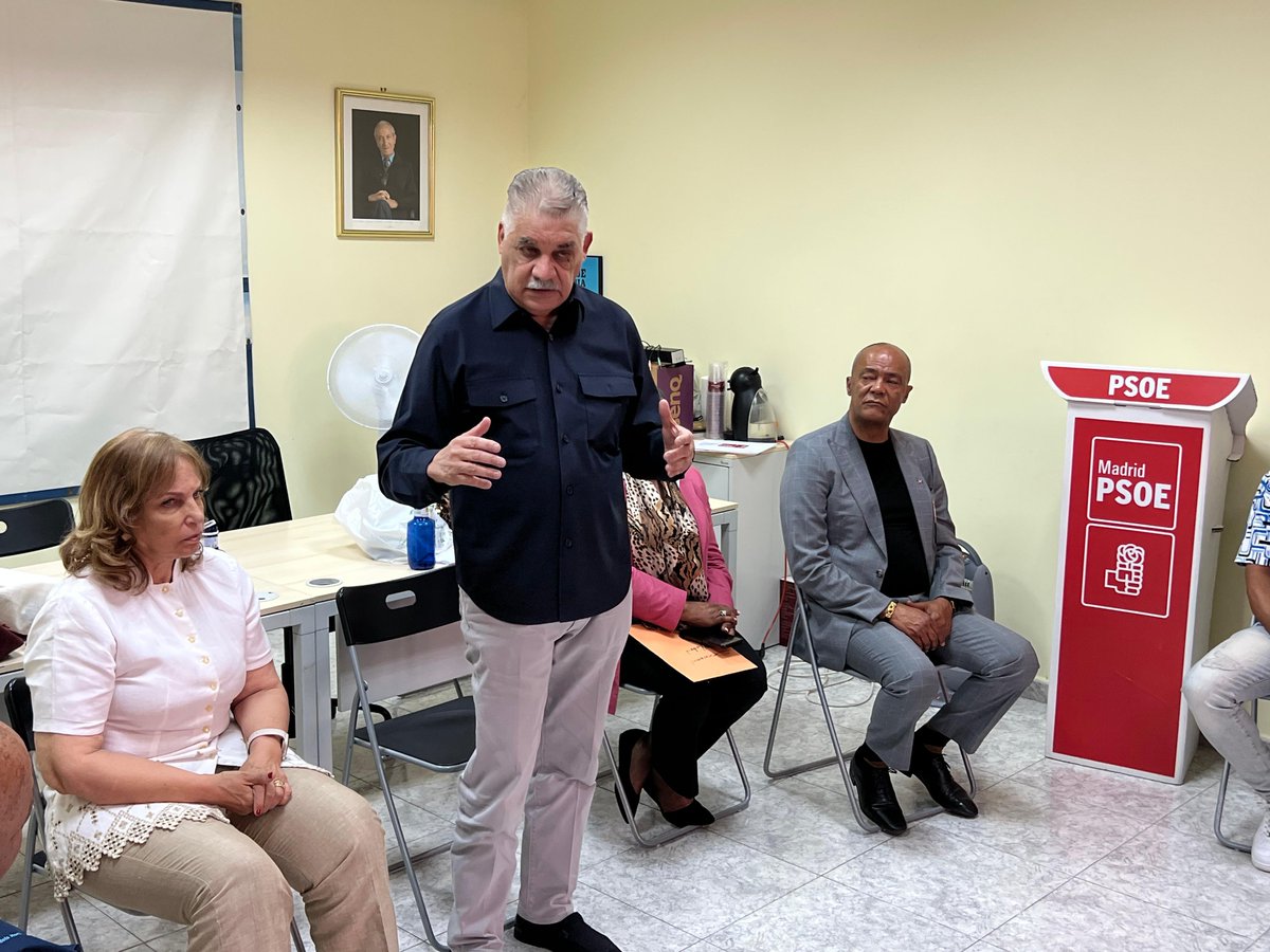 Nuestro presidente, Miguel Vargas, encabezó en Madrid una jornada de trabajo junto a los compañeros del #PRD en #Madrid, #Barcelona y #Valencia.
Con compromiso y visión, seguimos fortaleciendo el partido en #España.
#DiásporaDominicana #PRD