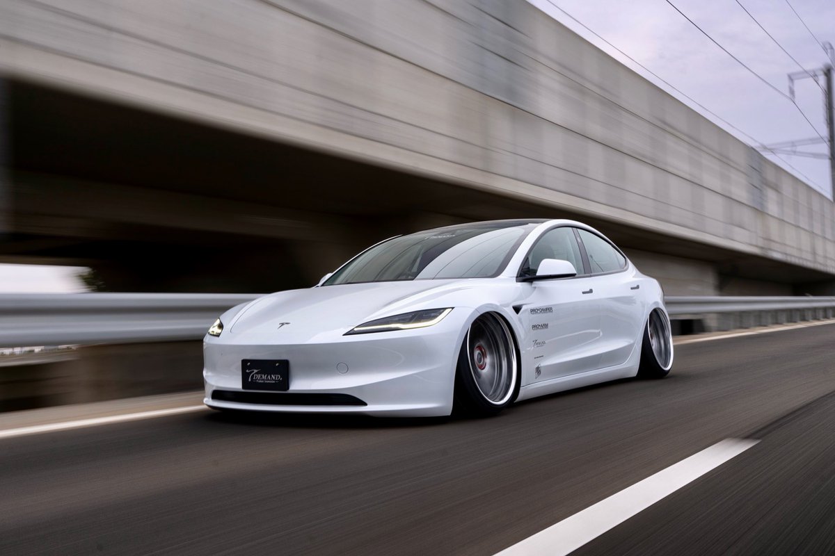 tanaka_tdm's tweet image. TESLA NEW MODEL3 :  RWD 
PRODAMPER AIRSUS first shakedown！
#tesla 
#model3 
#tdemand
#prodamper
#proarm
#ssr
#nitto 
#manzfactory 

SSR : CV04  20inch 10.5j -5

NITTO : NT555G2  255/30R20

PROARM : FULL / CAMBER : F8° R9°

PRODAMPER : AIRSUS 

SETTING : MAN&apos;Z FACTORY