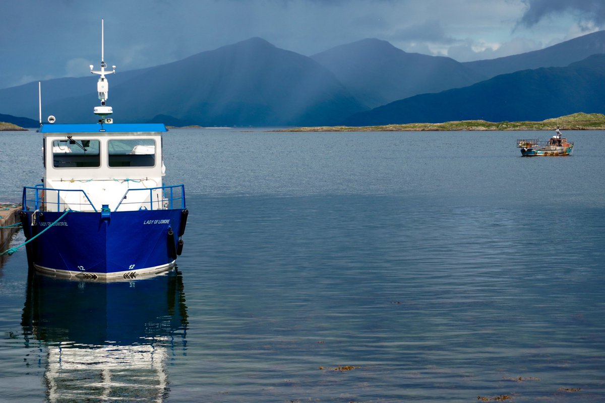 A storm rolling in on the west coast ⛴️🏴󠁧󠁢󠁳󠁣󠁴󠁿

#visitscotland #loch #scotland
