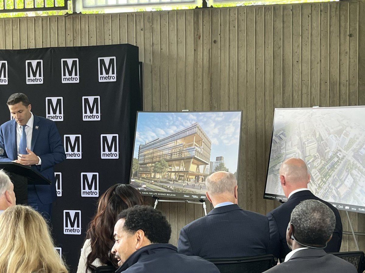 jquynhreports's tweet image. Major development: Metro and Maryland leaders are teaming up to transform the area around the North Bethesda Metrorail Station into a life-sciences and technology hub. Hines selected as developer.