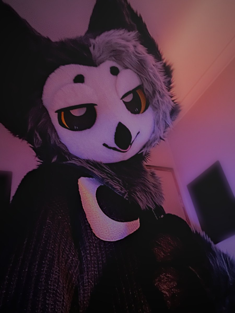 Hey guys, I finally got my suit!! 🦉🍑🩷