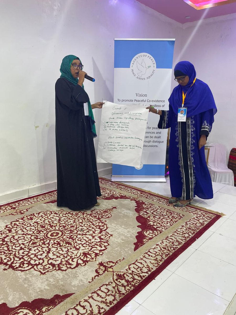 agentsofpeace_'s tweet photo. Agents of Peace - trained 75 young people on Good Governance, political participation, Campaign and Advocacy, Youth, Peace  and Security in Lascanod... https://t.co/EptACia2Ac