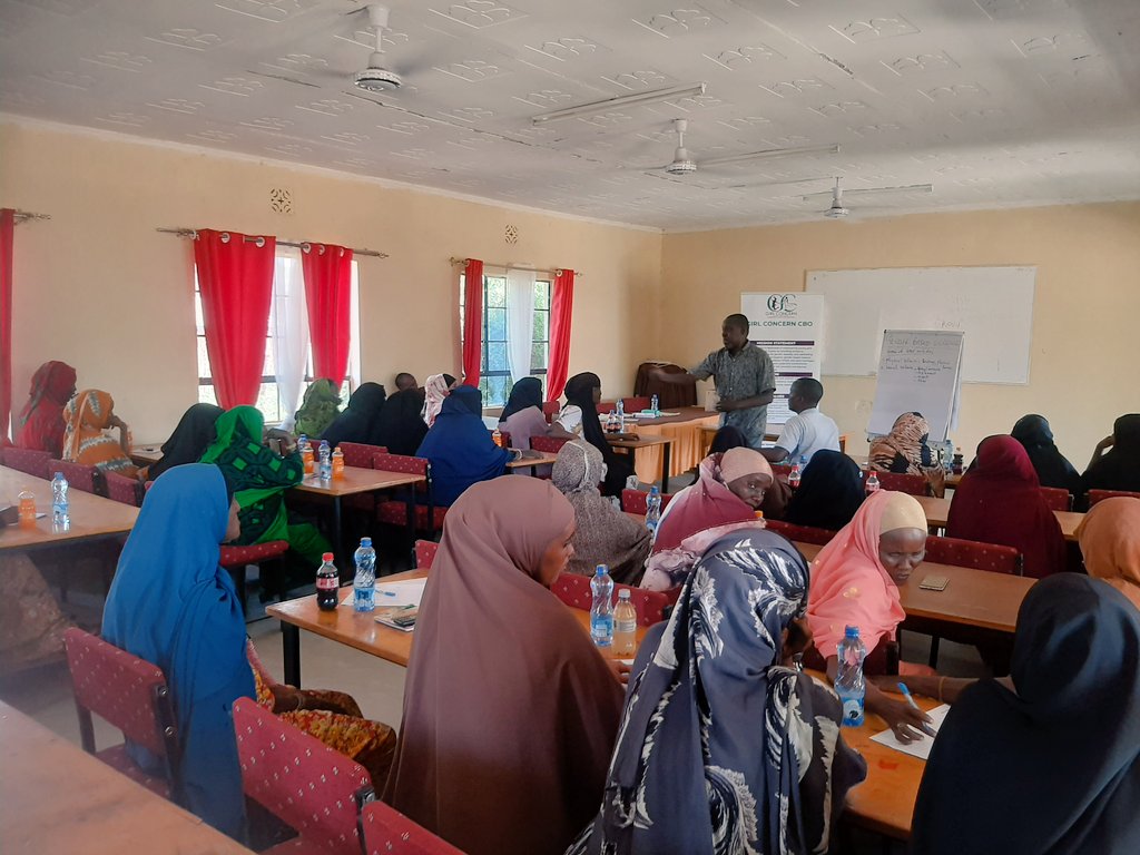 girlconcerncbo's tweet photo. Empowering voices in Merti! Human Rights Defenders trained on women’s rights, effective advocacy tactics, and strategic networking. Together, we’re building a stronger, more inclusive movement for gender equality. #WomenHumanRightsDefenders #Merti #AdvocacyForChange https://t.co/N6PrO4AsJh