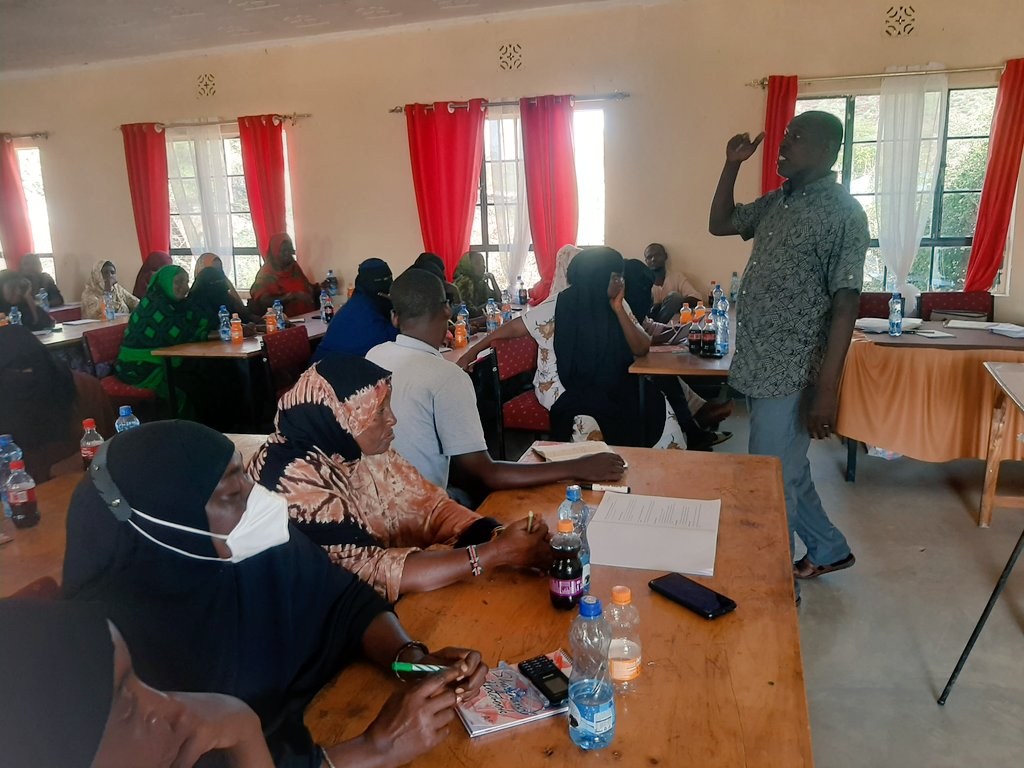 girlconcerncbo's tweet photo. Empowering voices in Merti! Human Rights Defenders trained on women’s rights, effective advocacy tactics, and strategic networking. Together, we’re building a stronger, more inclusive movement for gender equality. #WomenHumanRightsDefenders #Merti #AdvocacyForChange https://t.co/N6PrO4AsJh