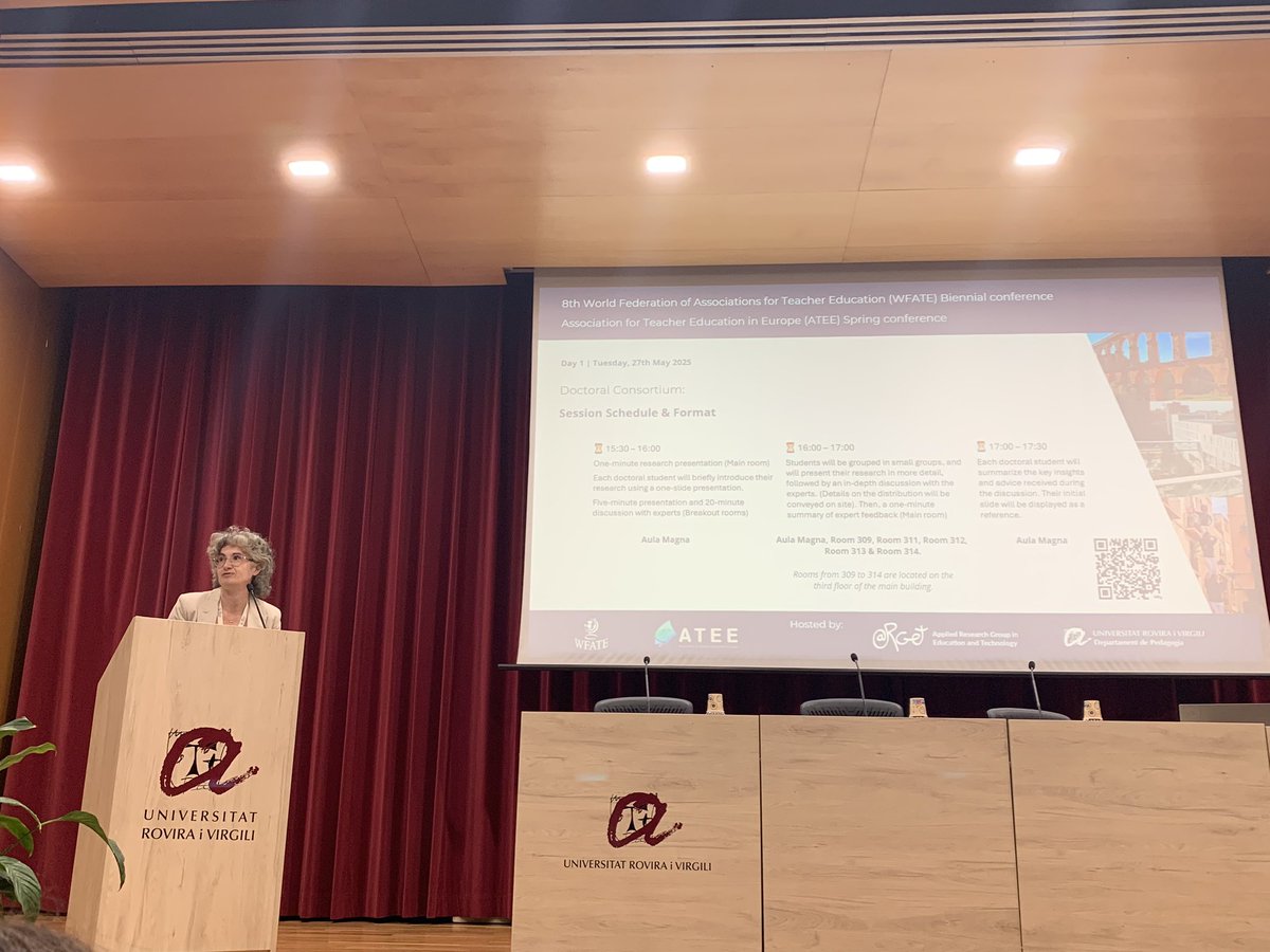 DemirbasNazli's tweet image. Doctoral consortium has started with PhD candidates presenting their dissertations @ATEE_Brussels @argeturv @universitatURV #ateespring2025