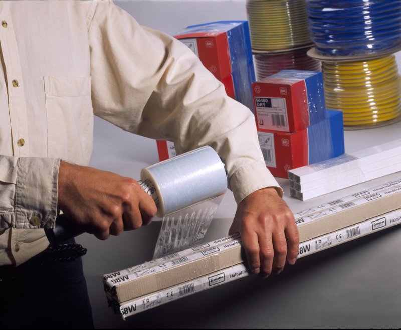 HomeMovingBoxes's tweet image. Handywrap, mini rolls of palletwrap, ideal for wrapping around TVs, white goods and those awkward to wrap items.
storageremovalboxes.co.uk/handy-wrap-min…
#handywrap #miniwrap #palletwrap #stretchwrap
For moving home or business &amp;amp; despatch departments.