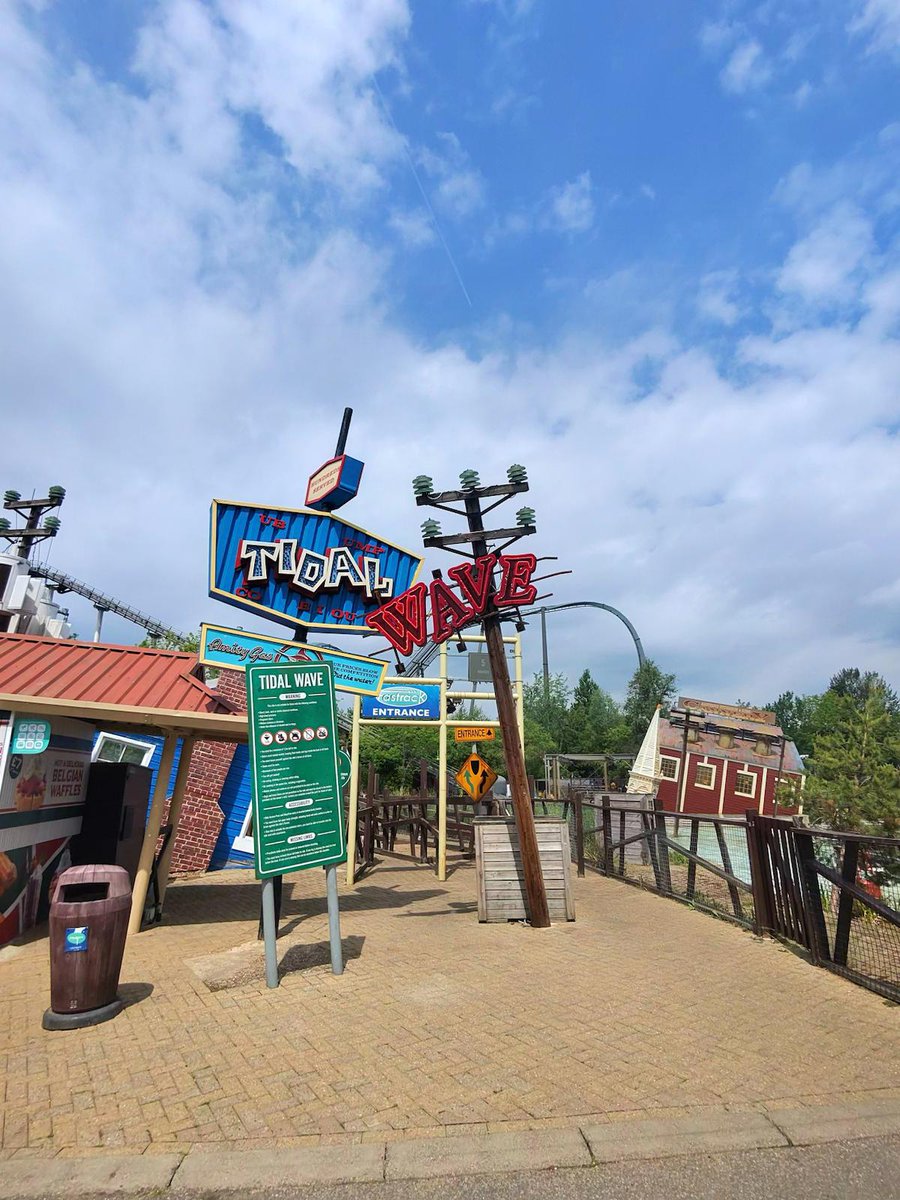 RedstoneAcademy's tweet image. Redstone Academy Boys had an amazing time at Thorpe Park last Thursday for our end-of-year trip—fun, friendship, and unforgettable moments! 🎢✨