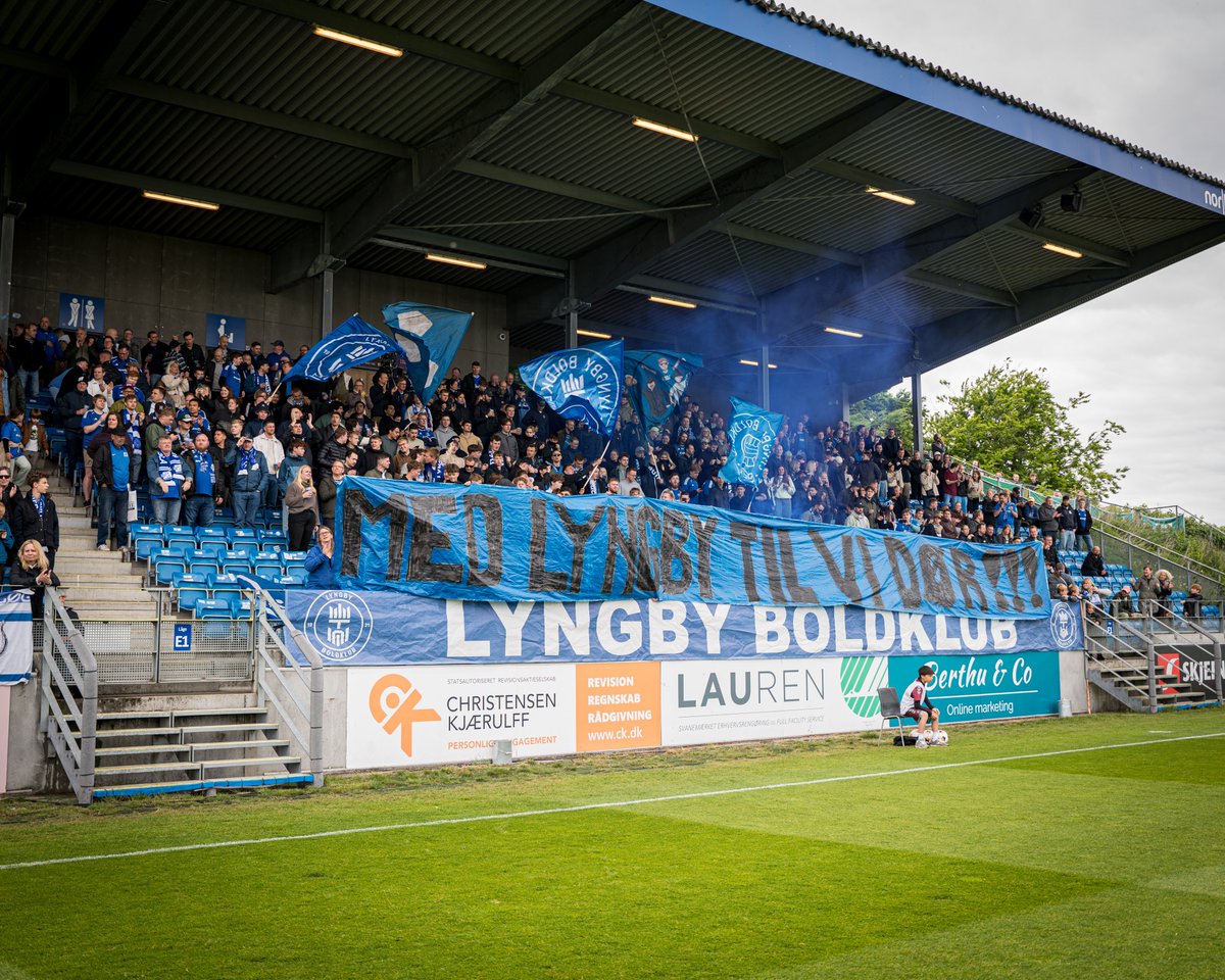 Lyngby Boldklub evaluerer nedrykning og annoncerer strategiske tiltag.
Lyngby Boldklub har gennemført en grundig evaluering af den nyligt indtrufne nedrykning til 1. division. Klubben konstaterer, at ingen i organisationen undgår at blive påvirket af resultatet.
Læs mere på