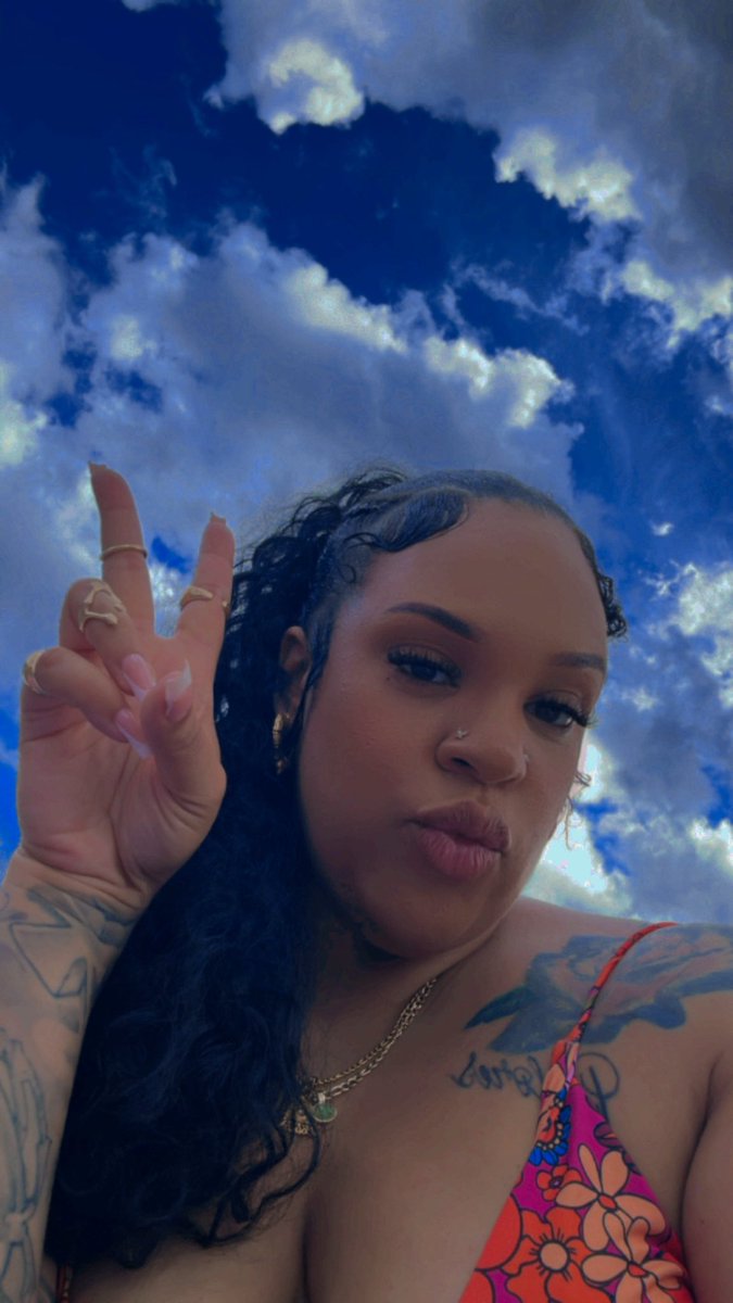Symone The Creator 🌱 (@SydneySymone2) / Posts / X