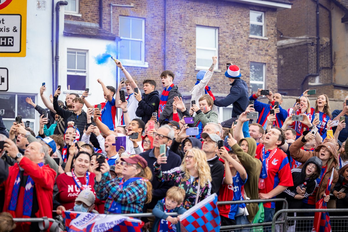 Your Croydon (@yourcroydon) on Twitter photo Thank you #Croydon for coming out and celebrating <a href="/CPFC/">Crystal Palace F.C.</a>'s FA Cup win yesterday 🔵 🔴 🏆 🦅
Here's a few of our photos - say hi if you're in any!👋
#CPFC #CrystalPalace #FACup Thank you #Croydon for coming out and celebrating <a href="/CPFC/">Crystal Palace F.C.</a>'s FA Cup win yesterday 🔵 🔴 🏆 🦅
Here's a few of our photos - say hi if you're in any!👋
#CPFC #CrystalPalace #FACup
