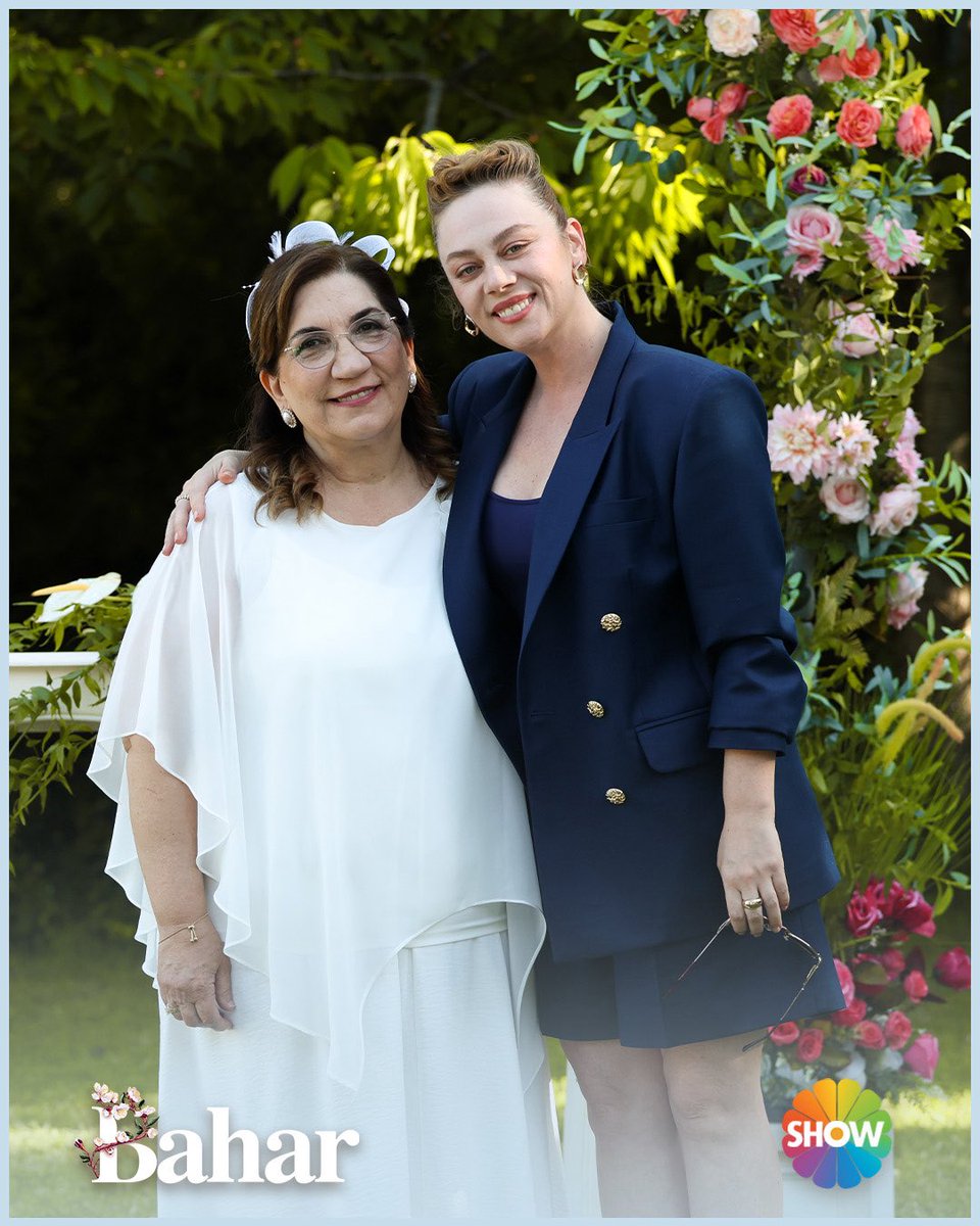 Sezon finaline giderken perde arkasına da göz atalım! 🎬❤️
#Bahar bu akşam 20.00’de <a href="/ShowTV/">Show TV</a>’de. <a href="/mfyapimtv/">MF YAPIM</a>